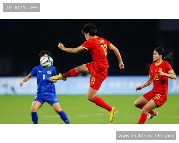 中国队成功晋级U20女足亚洲杯四强球员更衣室开心庆祝画面曝光